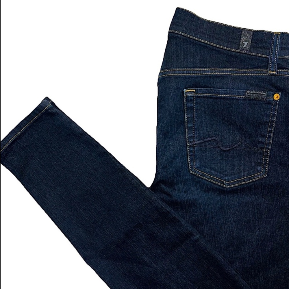 7 FOR ALL MANKIND Dark Blue Full Length Fitted Jeans “Gwenevere” Fit Size 30